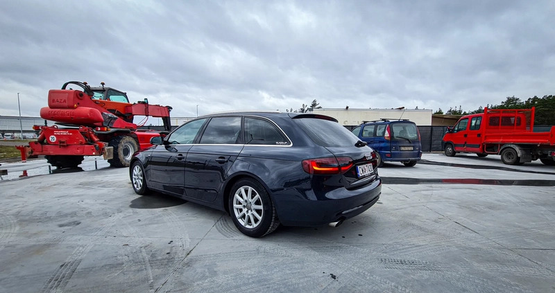 Audi A4 cena 49800 przebieg: 289000, rok produkcji 2012 z Wąbrzeźno małe 379